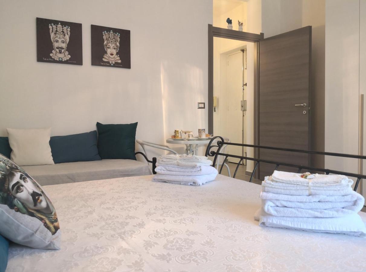 Casa La Morettina - Cortile Privato Interno シラクーサ エクステリア 写真